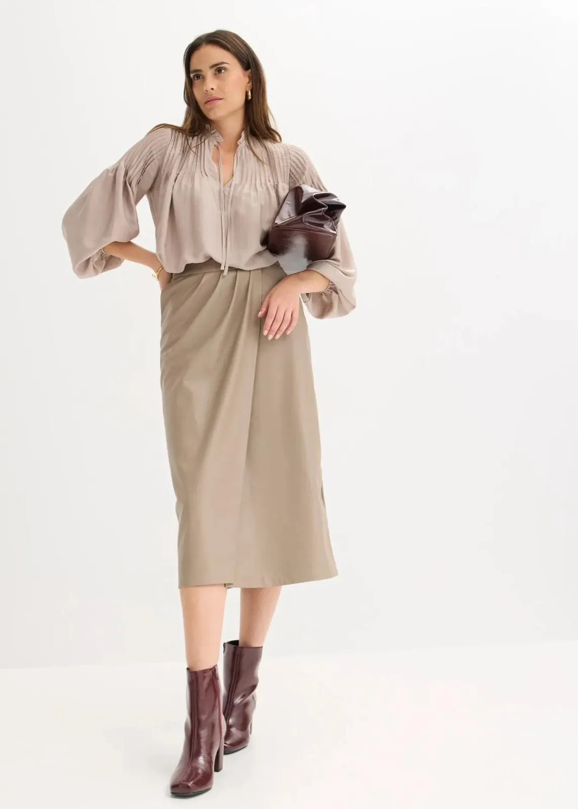 bonprix Röcke|Bekleidung·Sportbekleidung^Lederimitat Midi-Wickelrock taupe