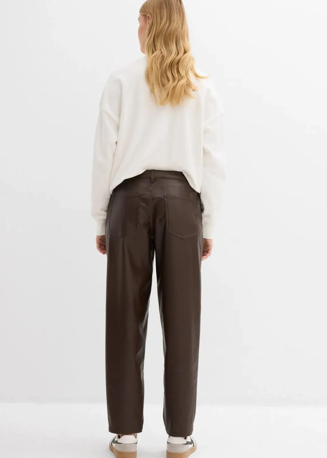 bonprix Bekleidung·Kleider|Hosen^Lederimitat-Hose im Barrel Shape, Mid Waist dunkelbraun