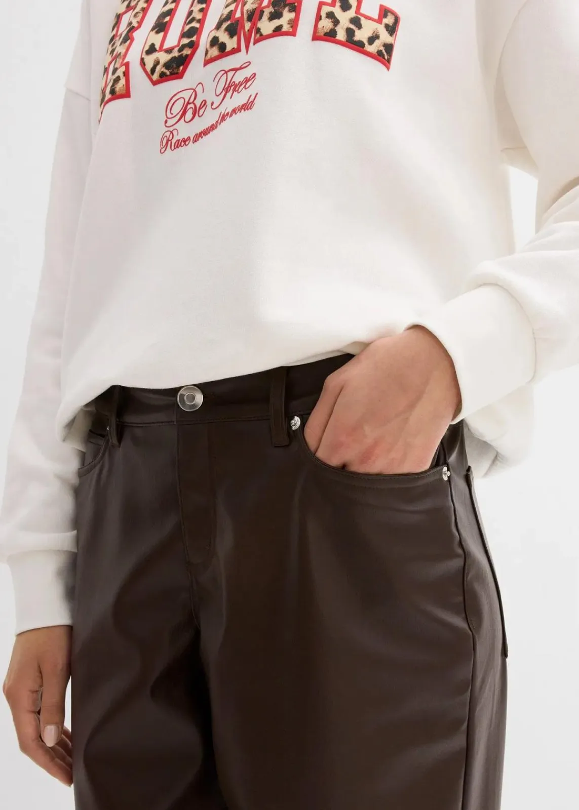 bonprix Bekleidung·Kleider|Hosen^Lederimitat-Hose im Barrel Shape, Mid Waist dunkelbraun