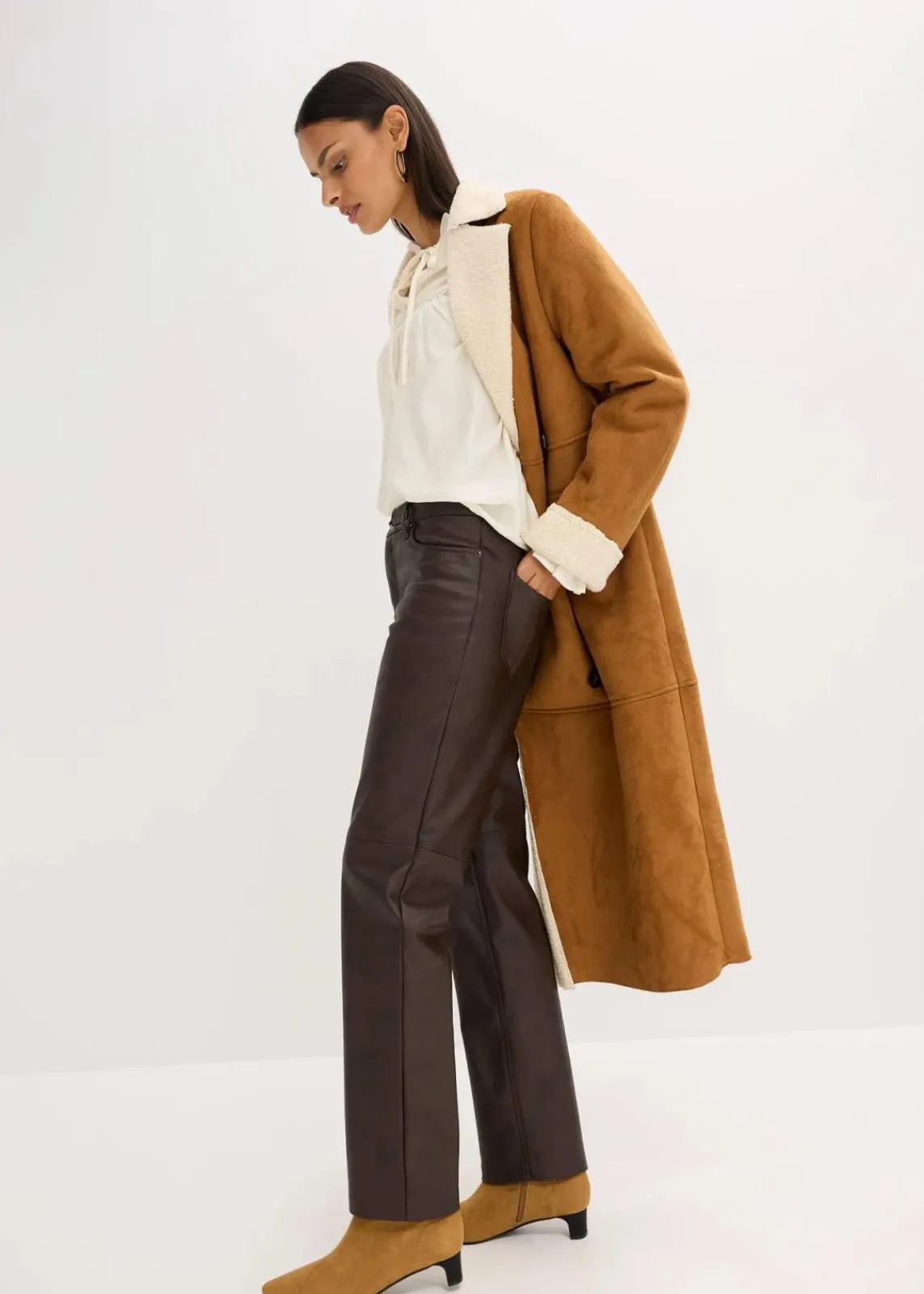 bonprix Hosen^Lederimitat-Hose im Used-Look dunkelbraun