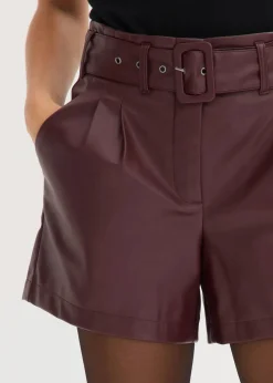 bonprix Bekleidung·Outdoorbekleidung|Bekleidung·Kleider^Lederimitat-Shorts mit Gürtel weinrot