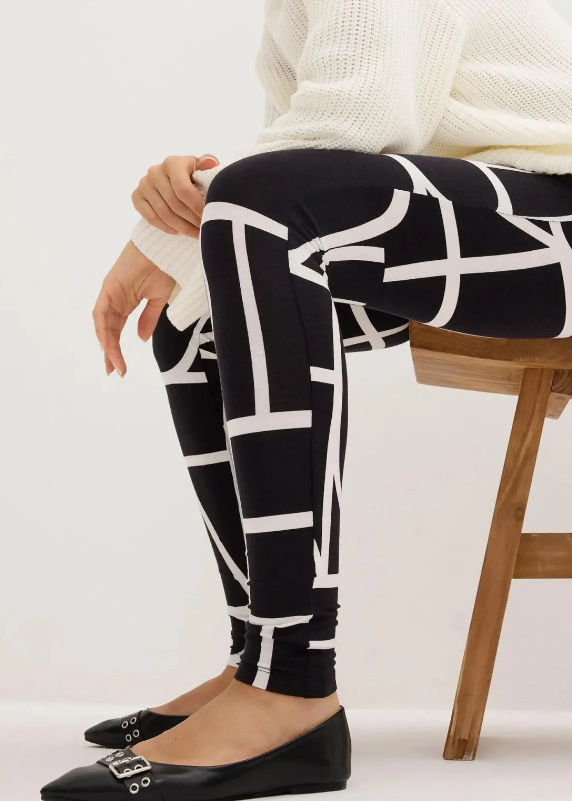 bonprix Bekleidung·Kleider|Hosen^Leggings mit Druck schwarz/weiß bedruckt