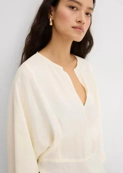 bonprix Blusen & Tuniken|Bekleidung·Jacken & Mäntel^Leicht glänzendes Blusenshirt aus Viskose-Mix wollweiß