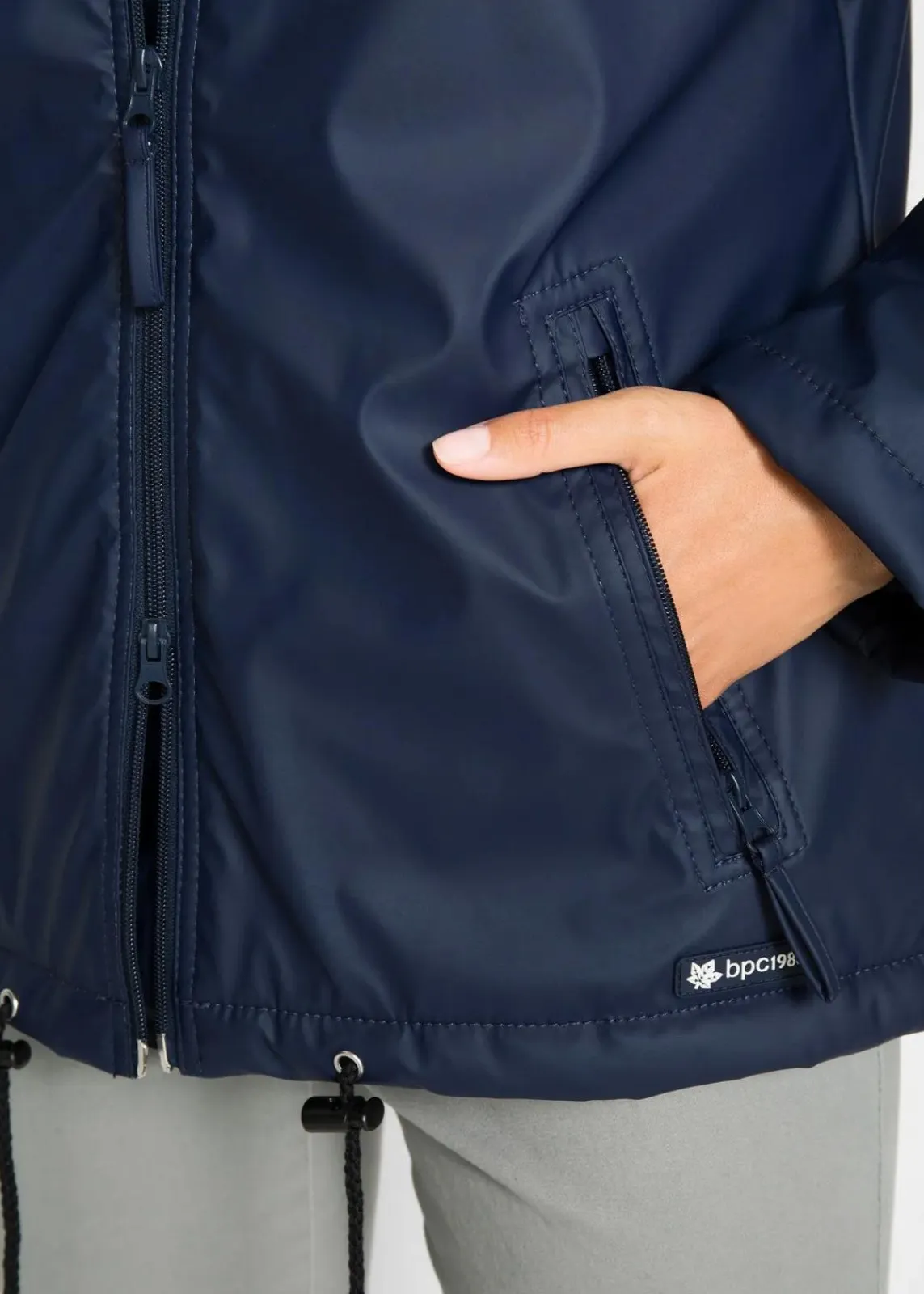 bonprix Bekleidung·Hosen|Jacken & Mäntel^Leicht wattierte Winterjacke dunkelblau