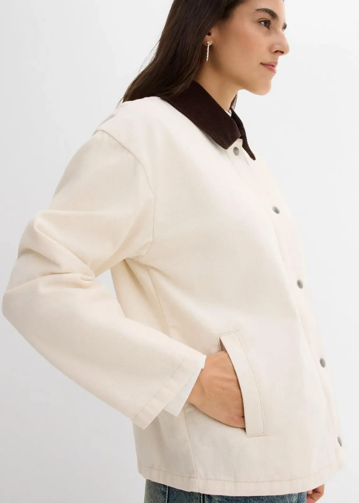 bonprix Jacken & Mäntel|Bekleidung·Hosen^leichte Twill-Jacke mit Cordkragen naturbeige