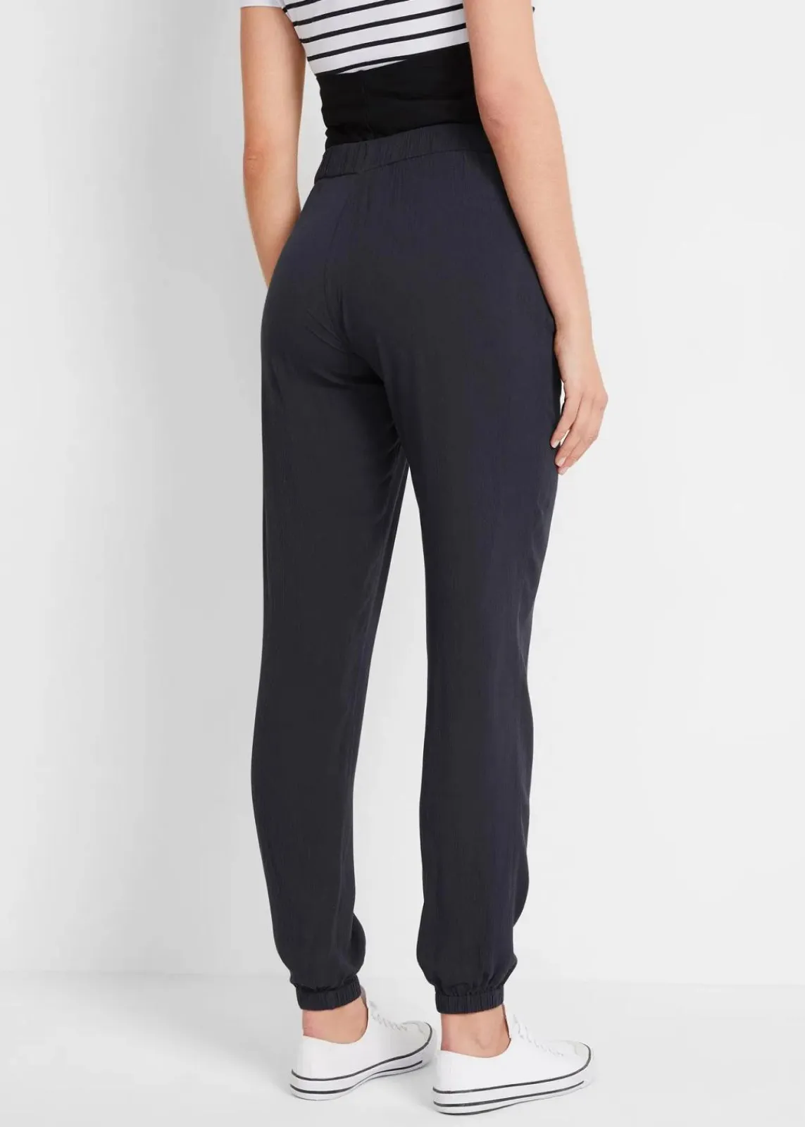 bonprix Umstandsmode^Leichte Umstandshose aus Viskose, Loose Fit schwarz