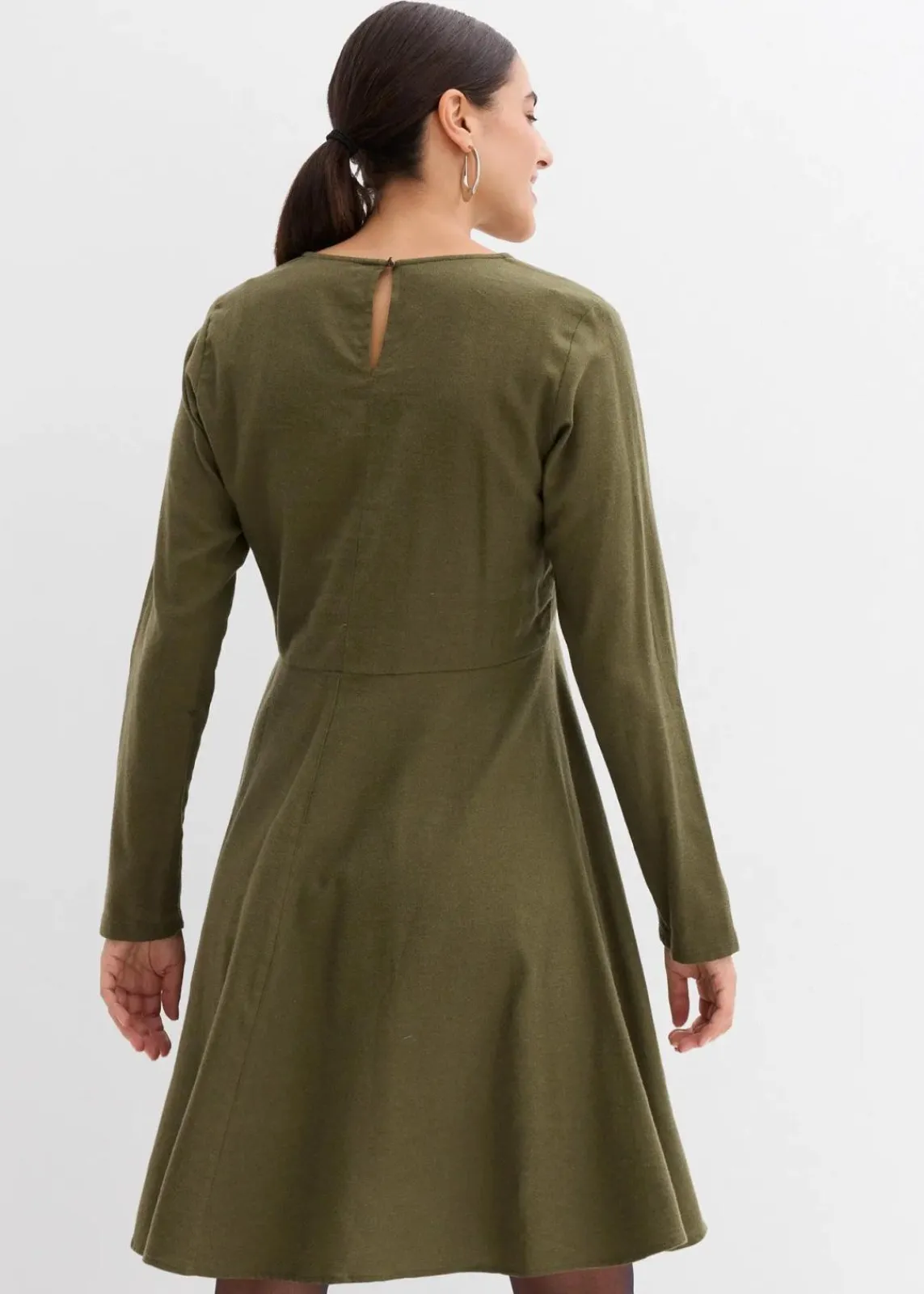 bonprix Bekleidung·Pullover & Strickjacken|Kleider^Leichtes Flanellkleid aus reiner Baumwolle dunkeloliv