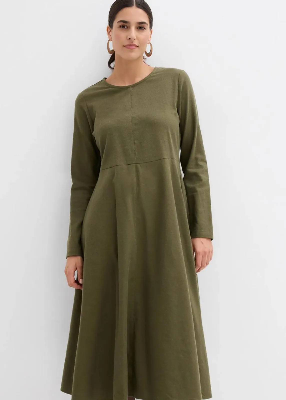 bonprix Bekleidung·Pullover & Strickjacken|Kleider^Leichtes Flanellkleid aus reiner Baumwolle dunkeloliv