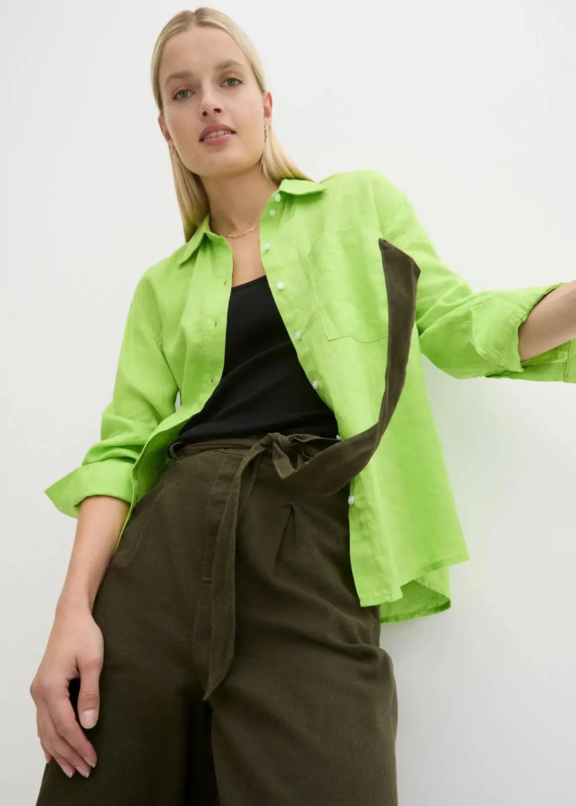 bonprix Bekleidung·Outdoorbekleidung|Bekleidung·Kleider^Leinen-Bermuda tiefoliv