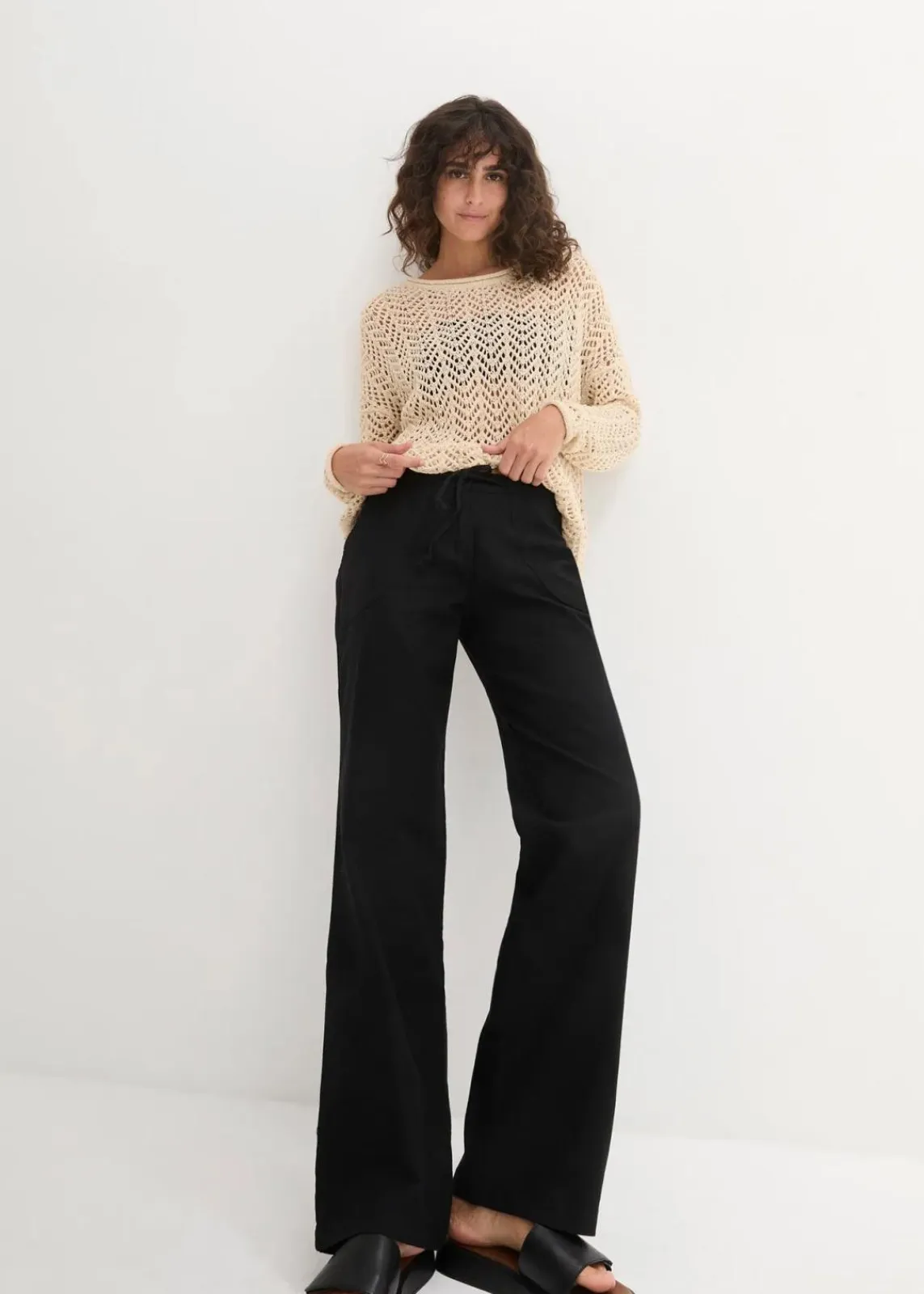 bonprix Kurzgrößen|Bekleidung·Kleider^Leinen-Hose mit weitem Bein schwarz