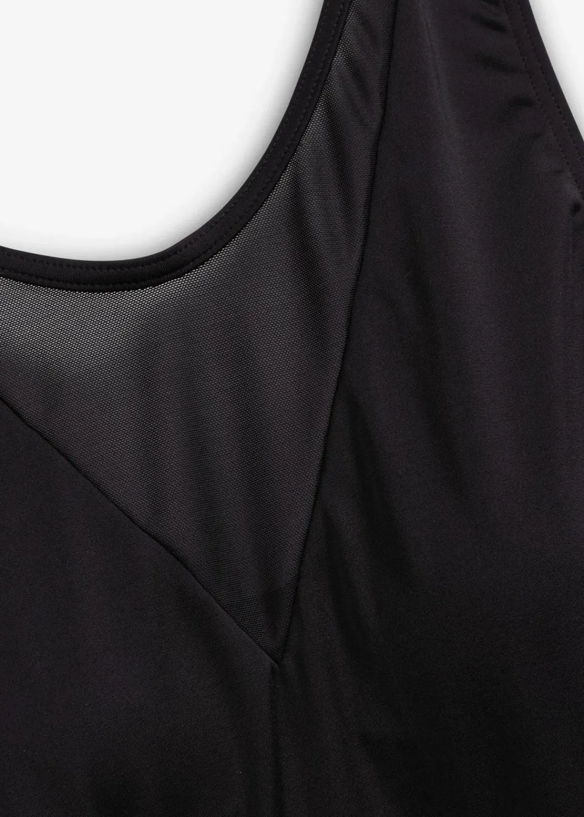 bonprix Nachhaltigere Materialien|Badekleider^Light Shape-Badekleid mit Mesh schwarz