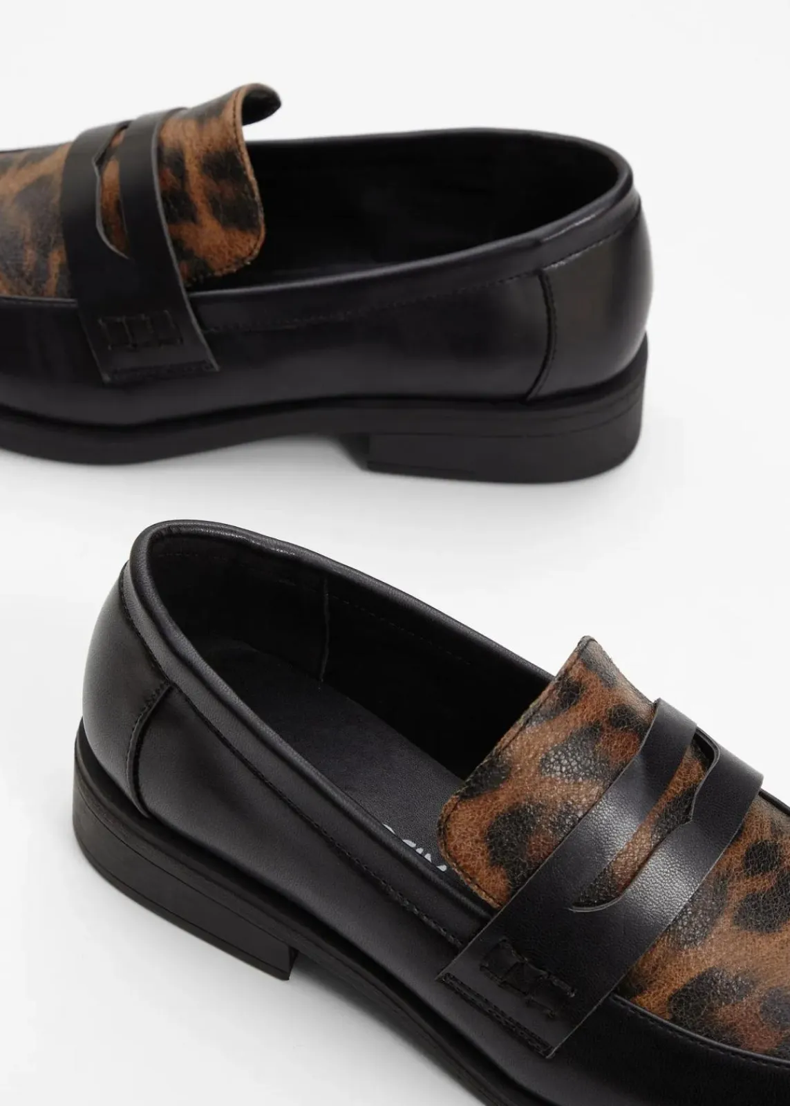 bonprix Slipper & Halbschuhe|Loafer^Loafer schwarz leo