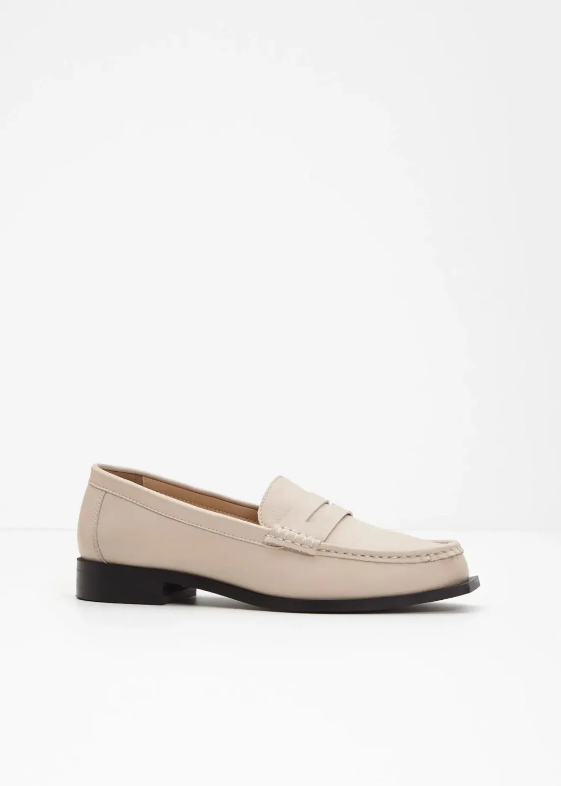 bonprix Slipper & Halbschuhe|Loafer^Loafer beige