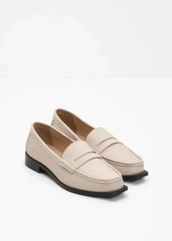 bonprix Slipper & Halbschuhe|Loafer^Loafer beige