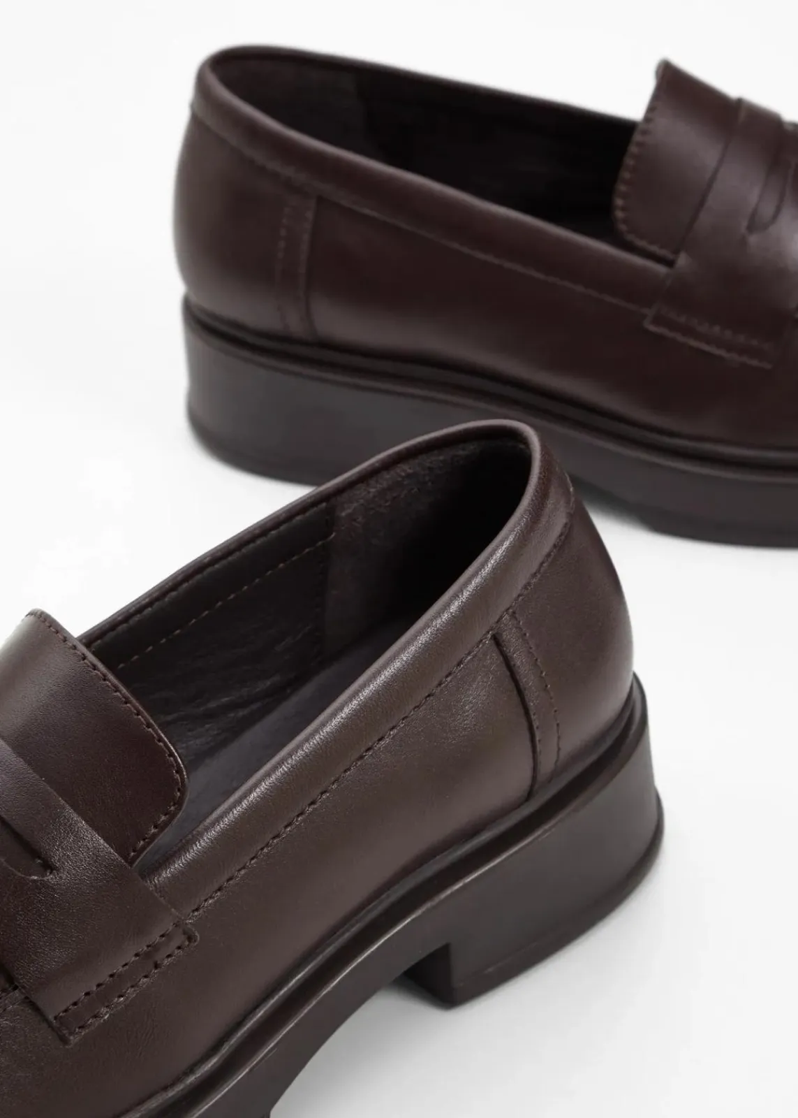 bonprix Nachhaltigere Materialien|Premium^Loafer aus Leder dunkelbraun