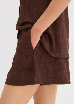 bonprix Hosen|Shorts^Lockere Schlupf-Shorts aus strukturiertem Crêpe terrabraun