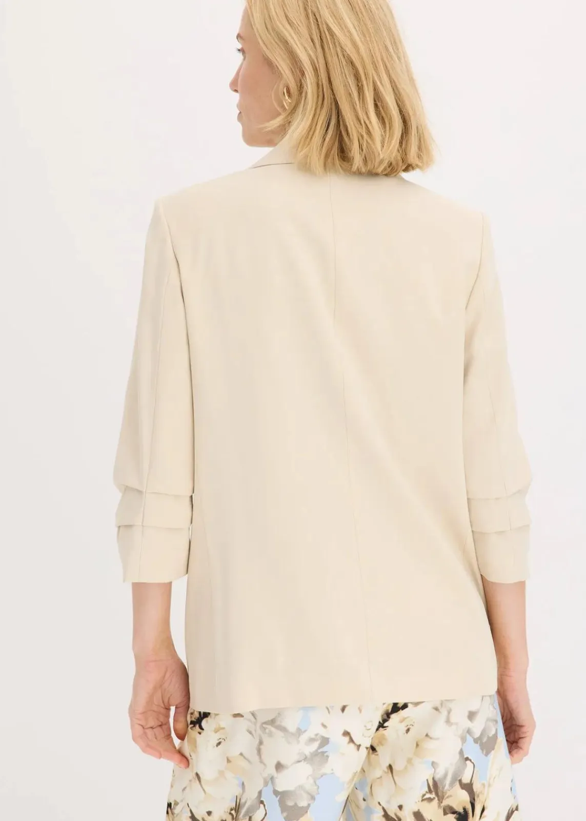 bonprix Blazer|Bekleidung·Basics^Lockerer 3/4-Arm-Blazer aus Viskose hellsand