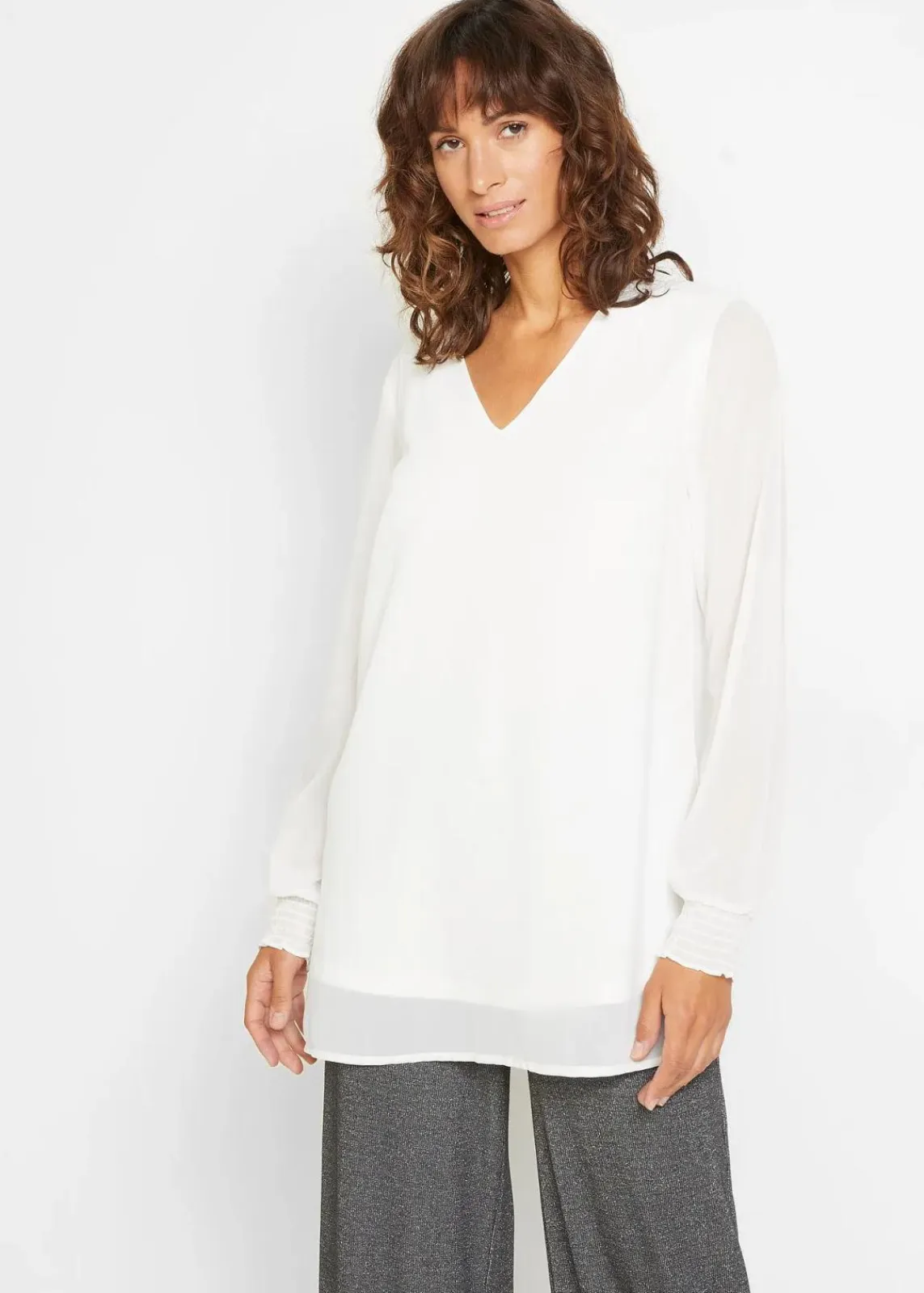 bonprix Blusen & Tuniken|Nachhaltigere Materialien^Long- Tunikabluse wollweiß