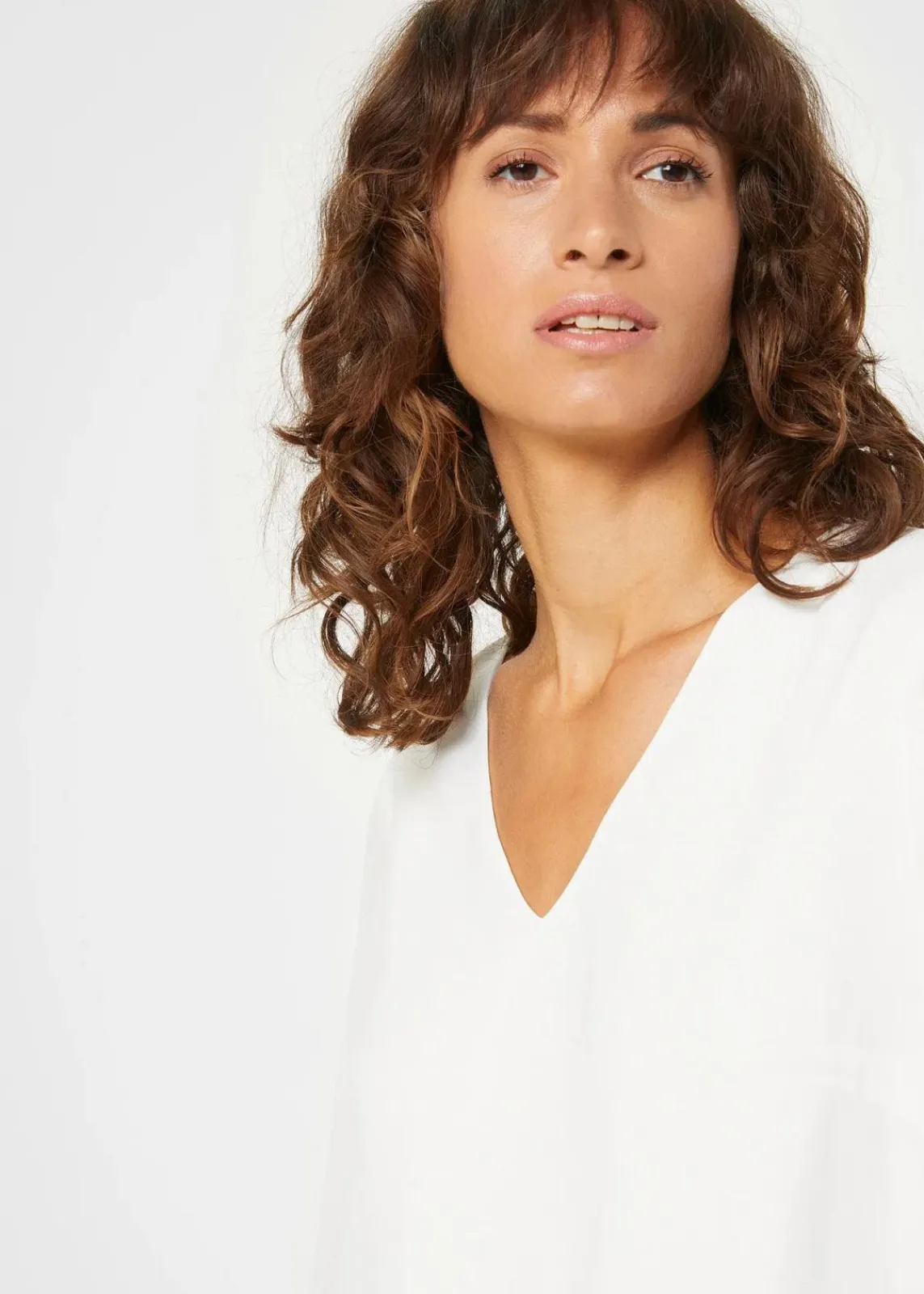 bonprix Blusen & Tuniken|Nachhaltigere Materialien^Long- Tunikabluse wollweiß
