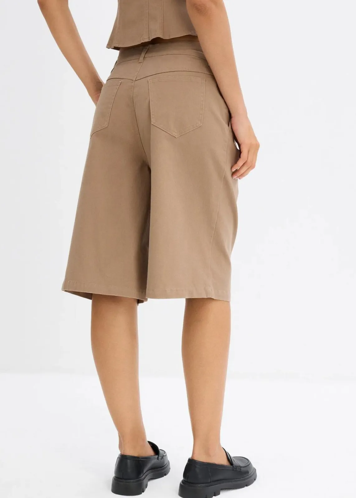 bonprix Bekleidung·Outdoorbekleidung|Bekleidung·Kleider^Long-Bermuda aus elastischem Baumwoll-Mix graubraun washed