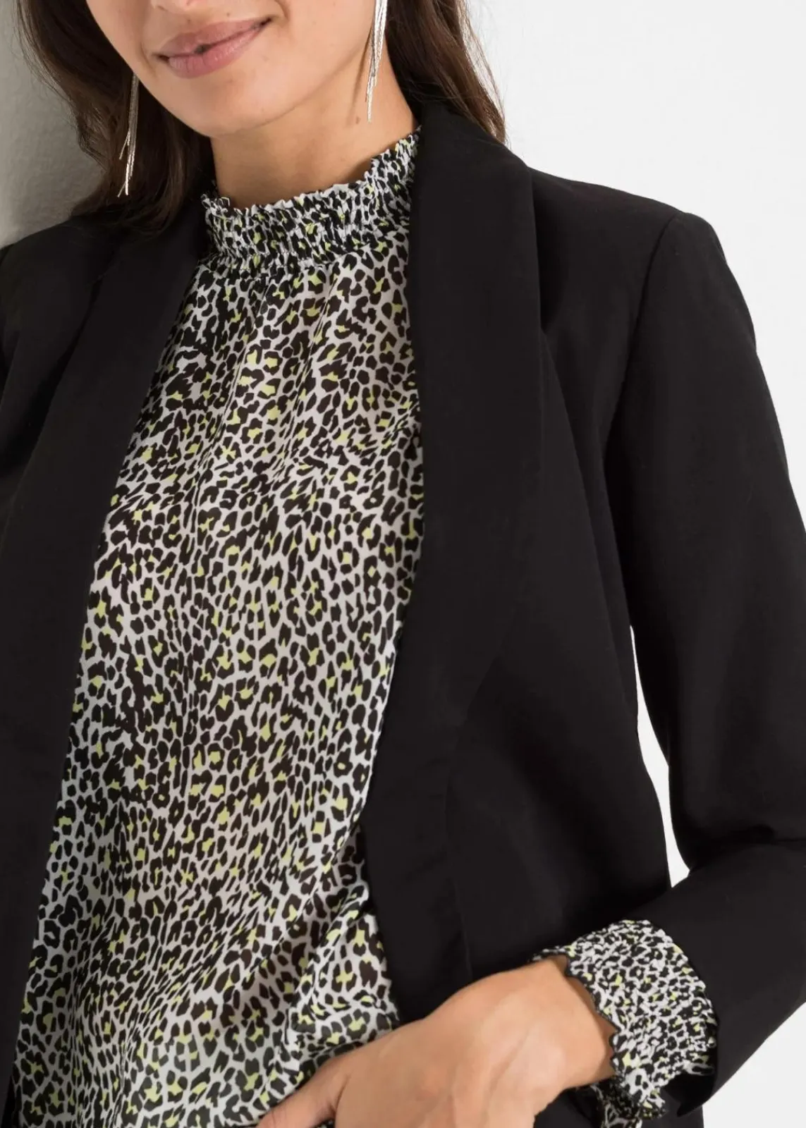 bonprix Bekleidung·Basics|Nachhaltigere Materialien^Longblazer aus Viskose-Mix schwarz