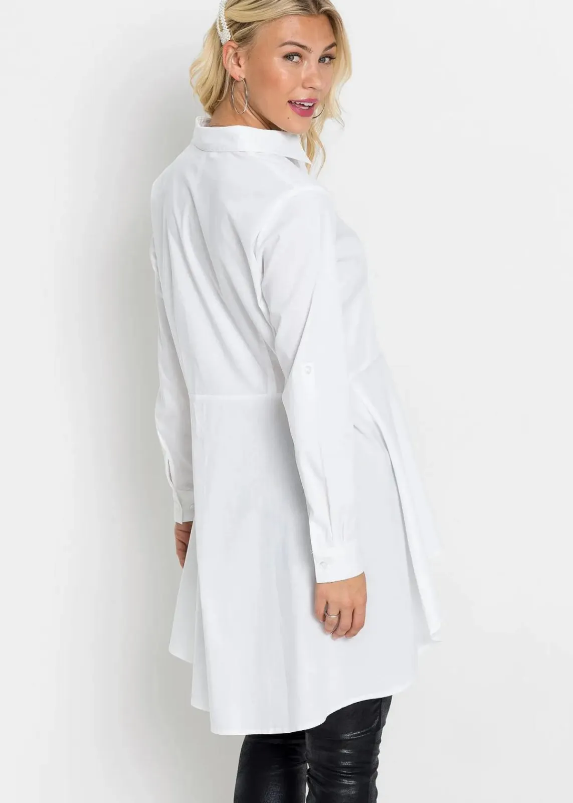 bonprix Blusen & Tuniken|Bekleidung·Jacken & Mäntel^Longbluse mit Volant weiß