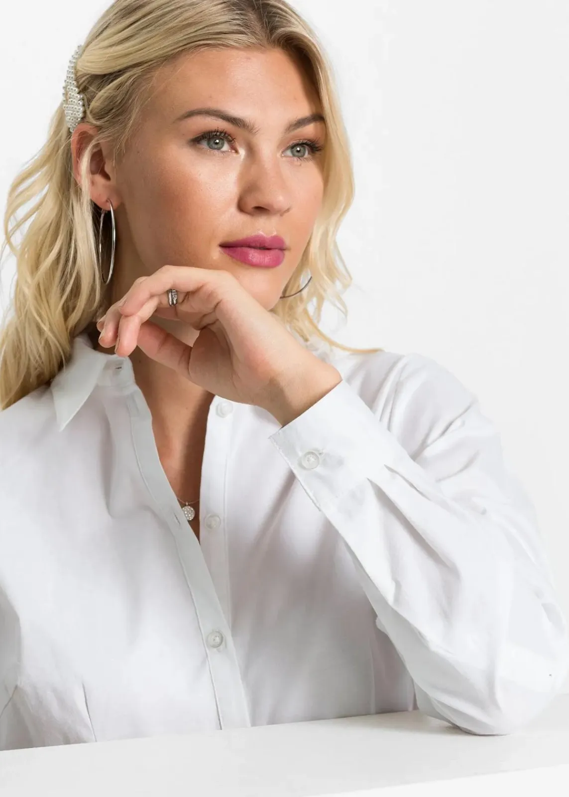 bonprix Blusen & Tuniken|Bekleidung·Jacken & Mäntel^Longbluse mit Volant weiß
