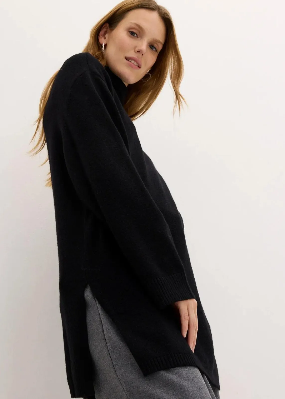 bonprix Bekleidung·Umstandsmode|Strickmode^Long-Feinstrickpullover mit Seitenschlitzen aus Viskose-Mix schwarz