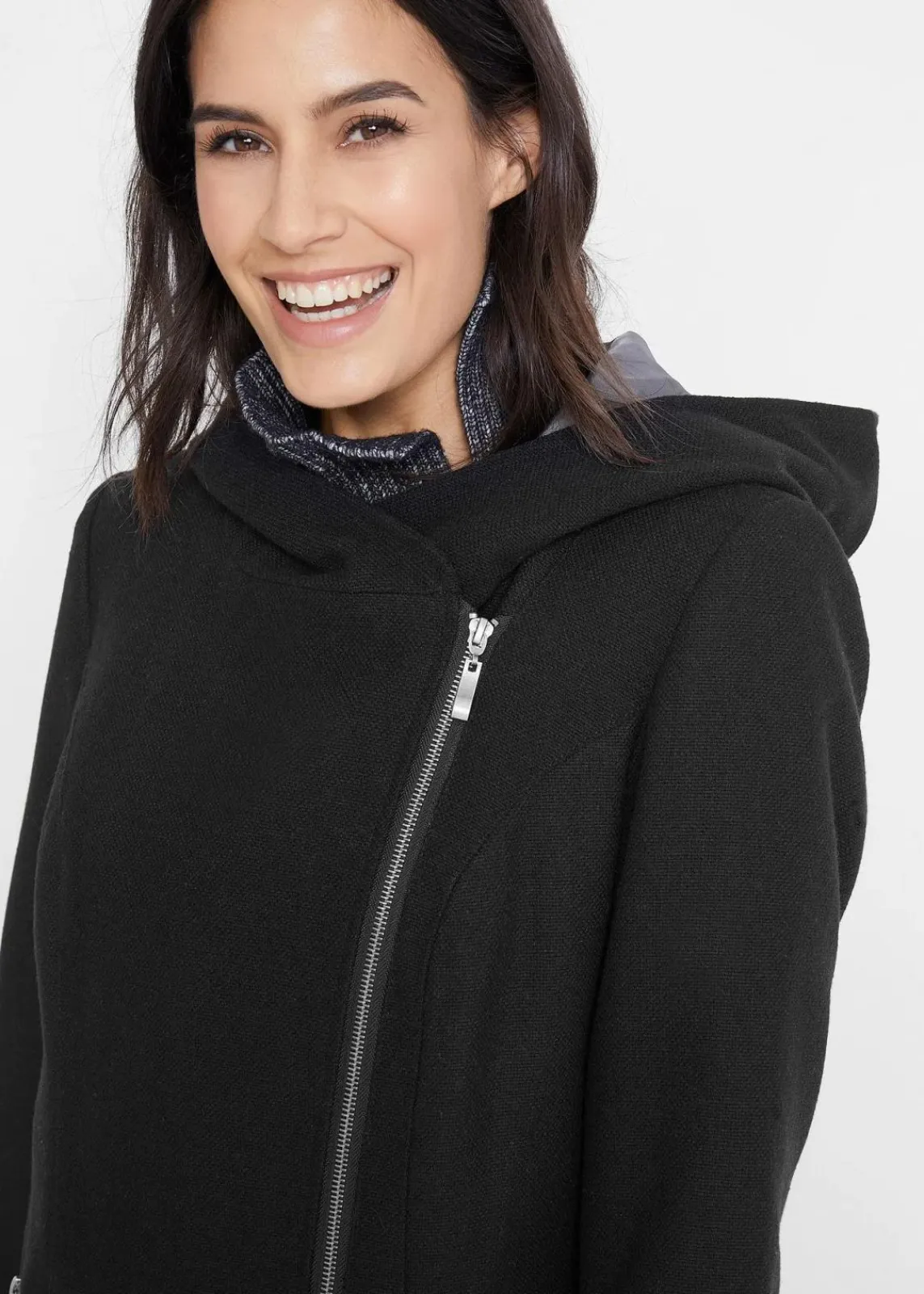 bonprix Bekleidung·Hosen|Jacken & Mäntel^Longjacke mit schrägem Reißverschluss schwarz