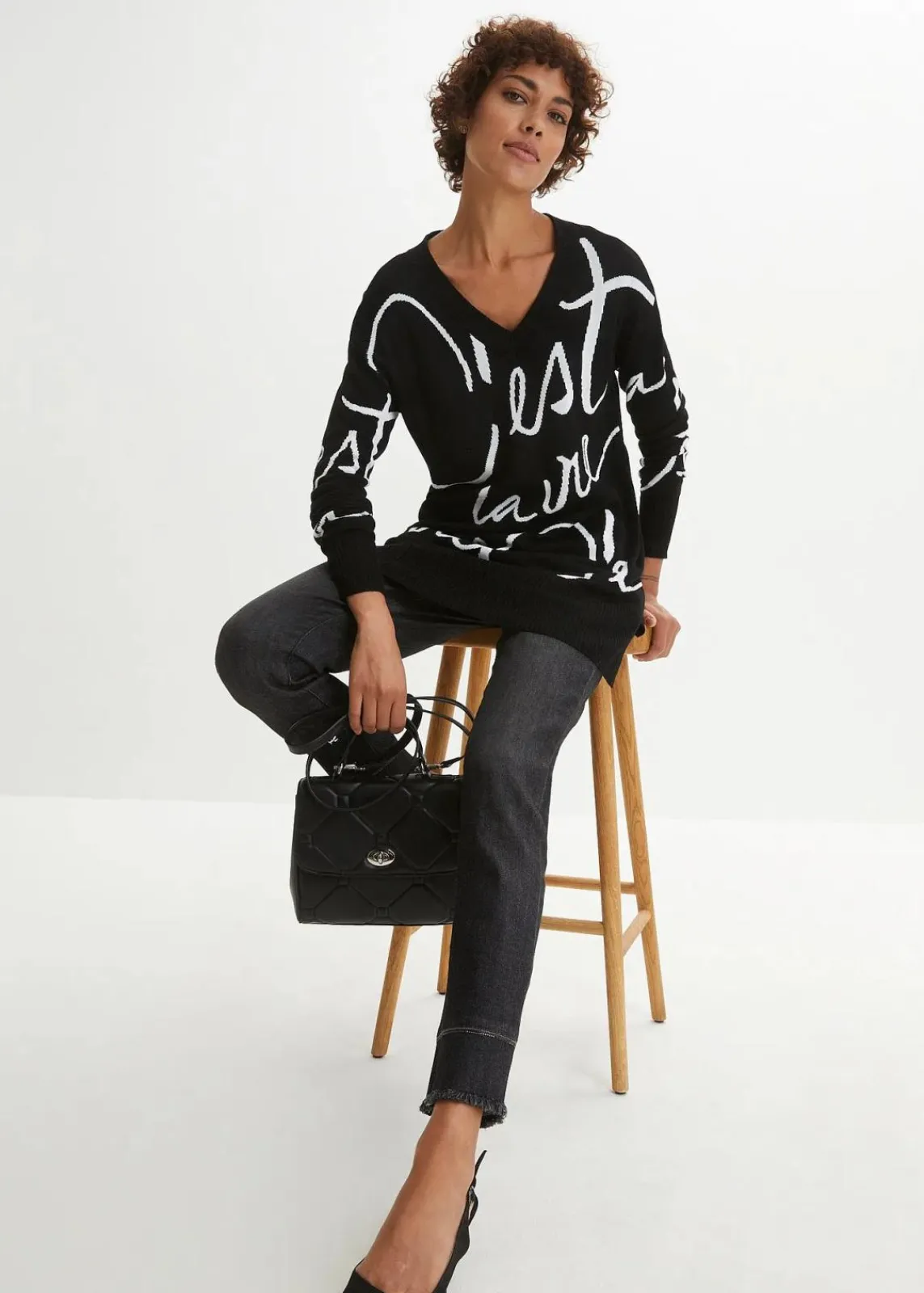 bonprix Bekleidung·Umstandsmode|Bekleidung·Jeans^Longpullover mit Schriftzug schwarz/weiß bedruckt