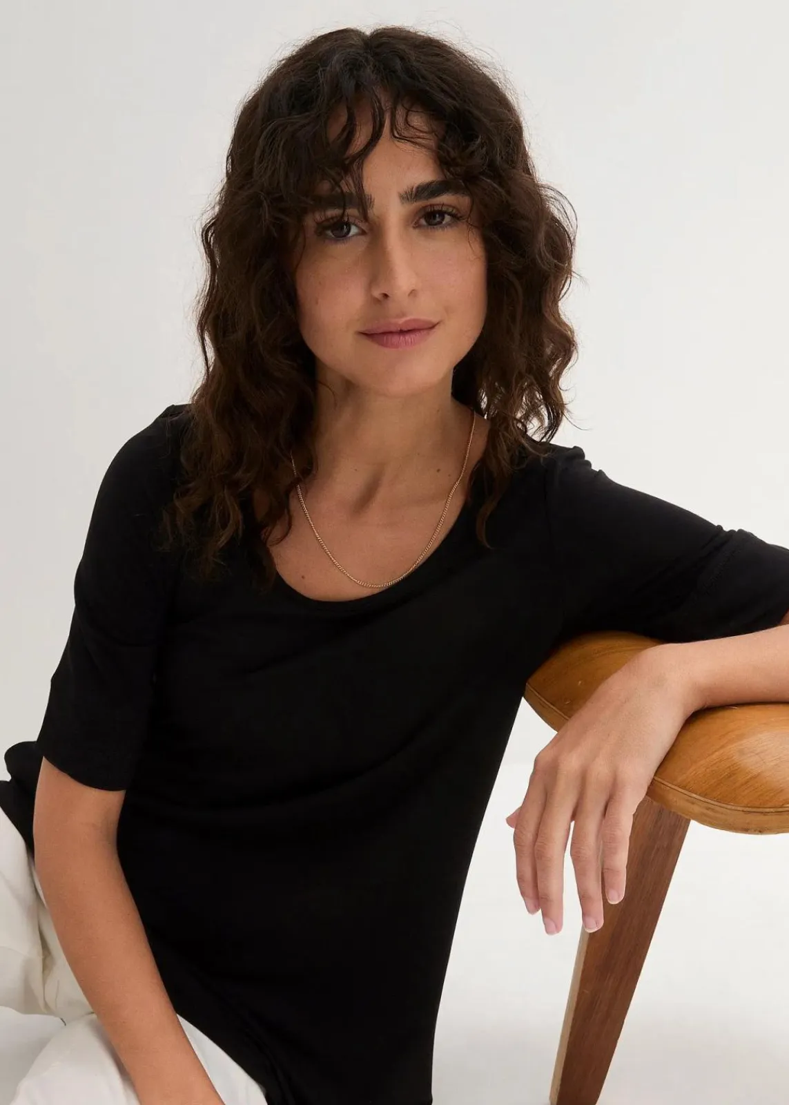 bonprix Bekleidung·Röcke|Nachhaltigere Materialien^Long-Shirt aus softer Viskose schwarz
