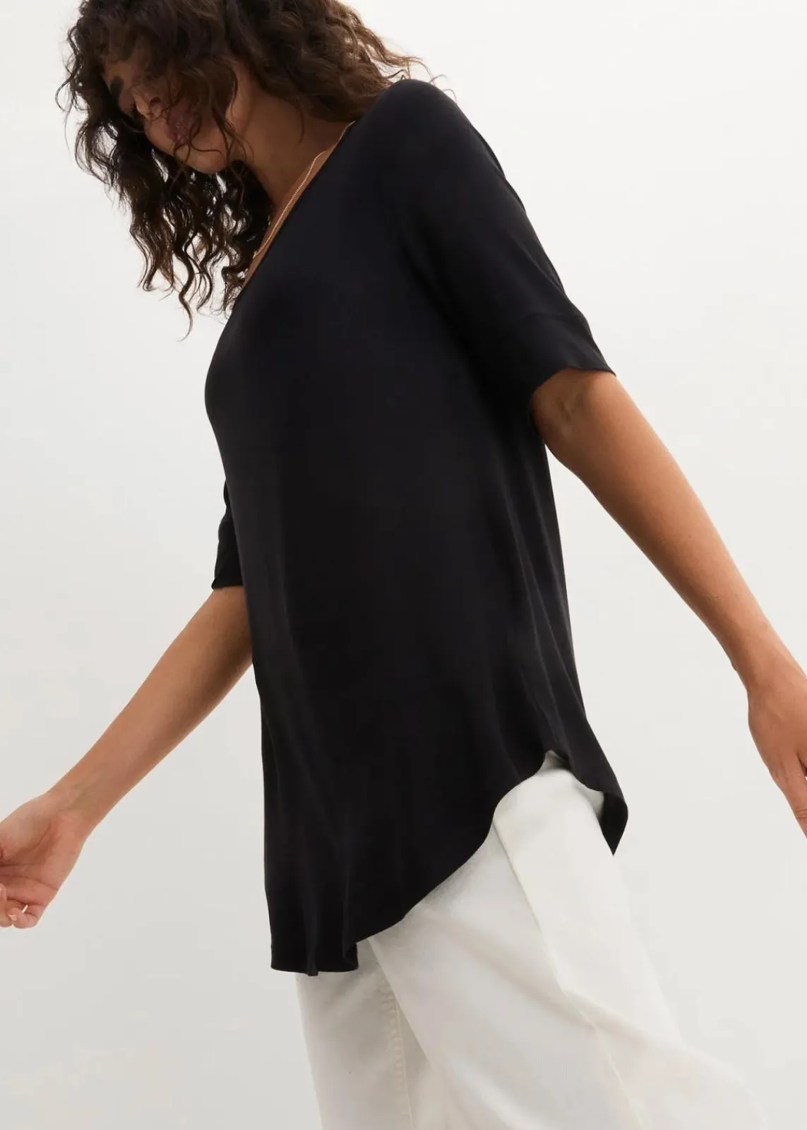 bonprix Bekleidung·Röcke|Nachhaltigere Materialien^Long-Shirt aus softer Viskose schwarz