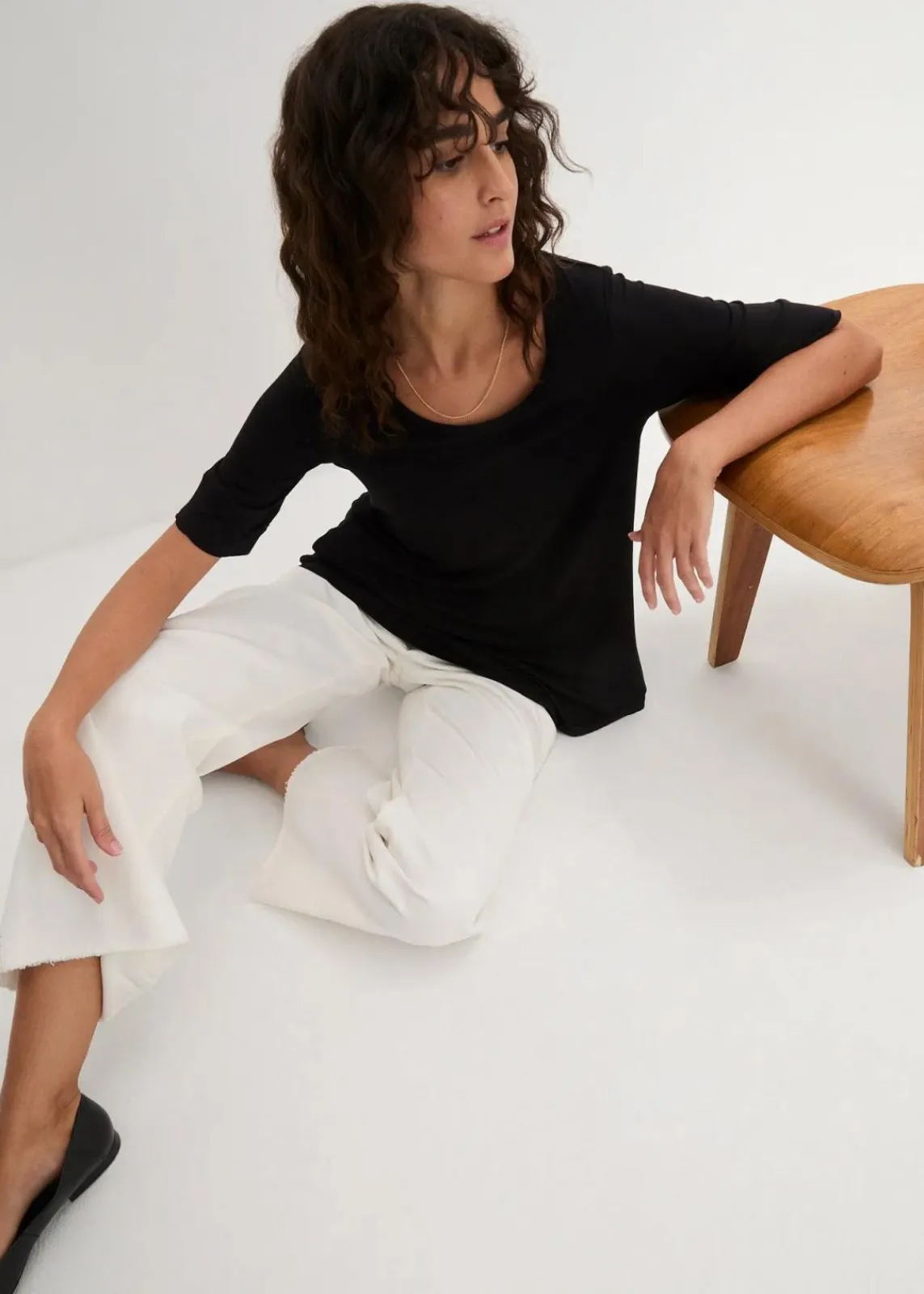 bonprix Bekleidung·Röcke|Nachhaltigere Materialien^Long-Shirt aus softer Viskose schwarz