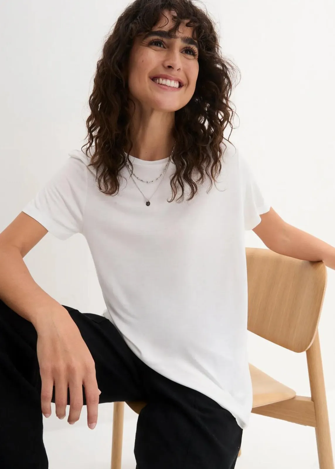 bonprix Nachhaltigere Materialien|Shirts & Tops^Longshirt aus softer Viskose weiß