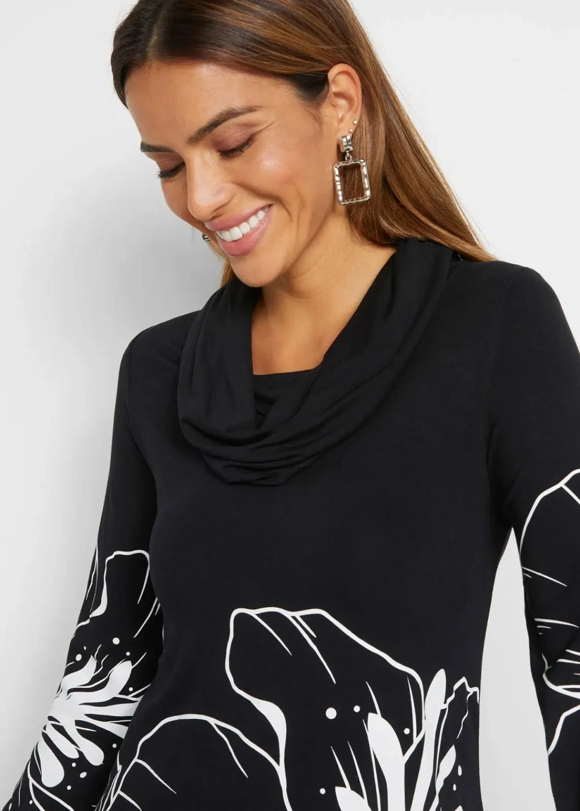 bonprix Shirts & Tops^Longshirt mit Rollkragen schwarz/weiß