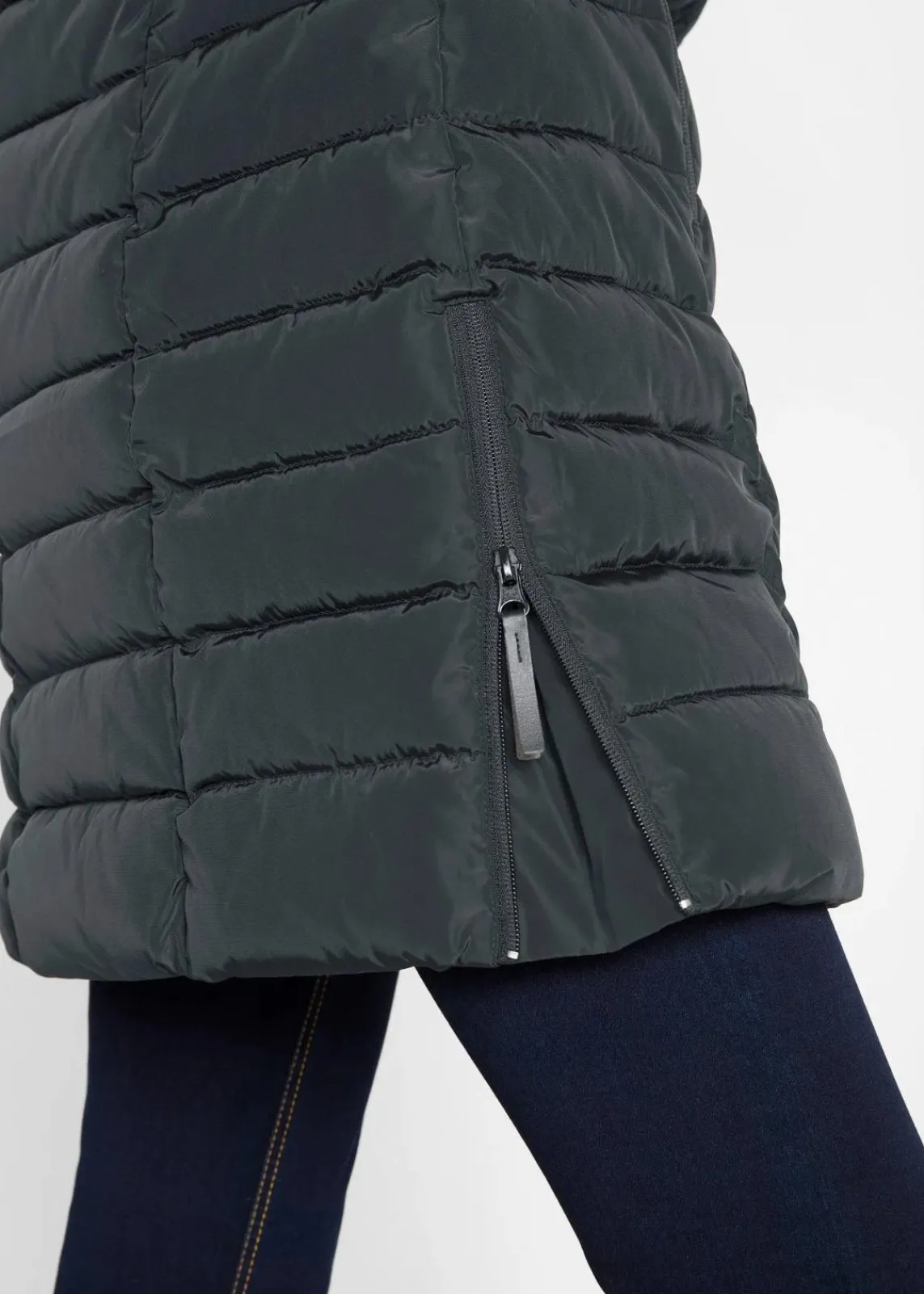 bonprix Bekleidung·Hosen|Jacken & Mäntel^Long-Steppjacke mit Wattierung schwarz