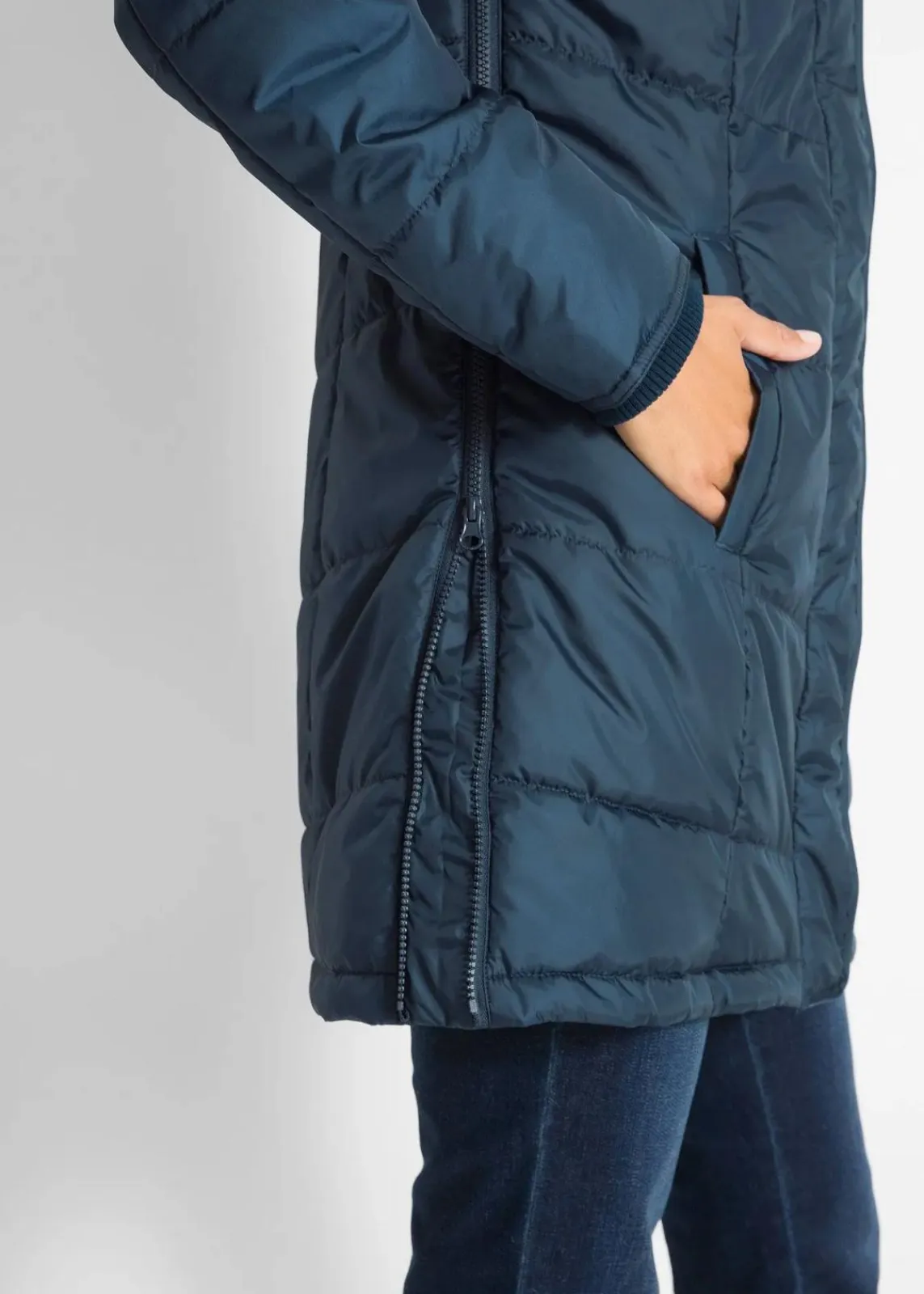 bonprix Jacken & Mäntel|Bekleidung·Hosen^Long-Steppjacke, wattiert mit Kragen und Kapuze dunkelblau