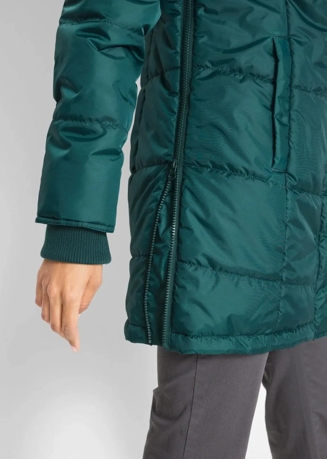 bonprix Jacken & Mäntel|Bekleidung·Hosen^Long-Steppjacke, wattiert mit Kragen und Kapuze petrolgrün