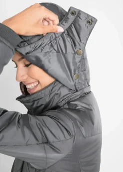 bonprix Jacken & Mäntel|Bekleidung·Hosen^Long-Steppjacke, wattiert mit Kragen und Kapuze rauchgrau