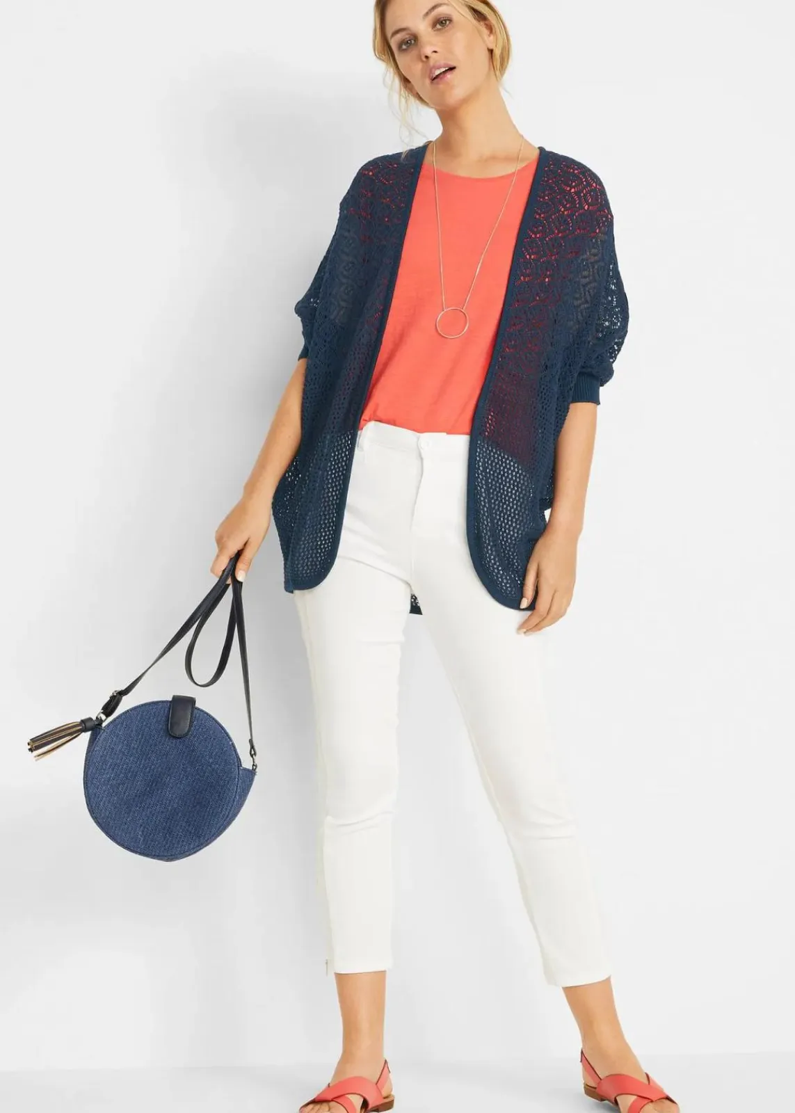 bonprix Pullover & Strickjacken|Strickmode^Longstrickjacke mit Lochmuster dunkelblau