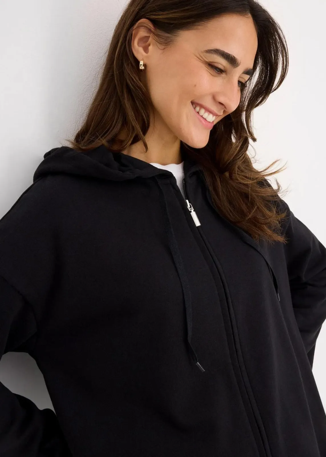 bonprix Bekleidung·Röcke|Bekleidung·Blusen & Tuniken^Long-Sweatjacke schwarz