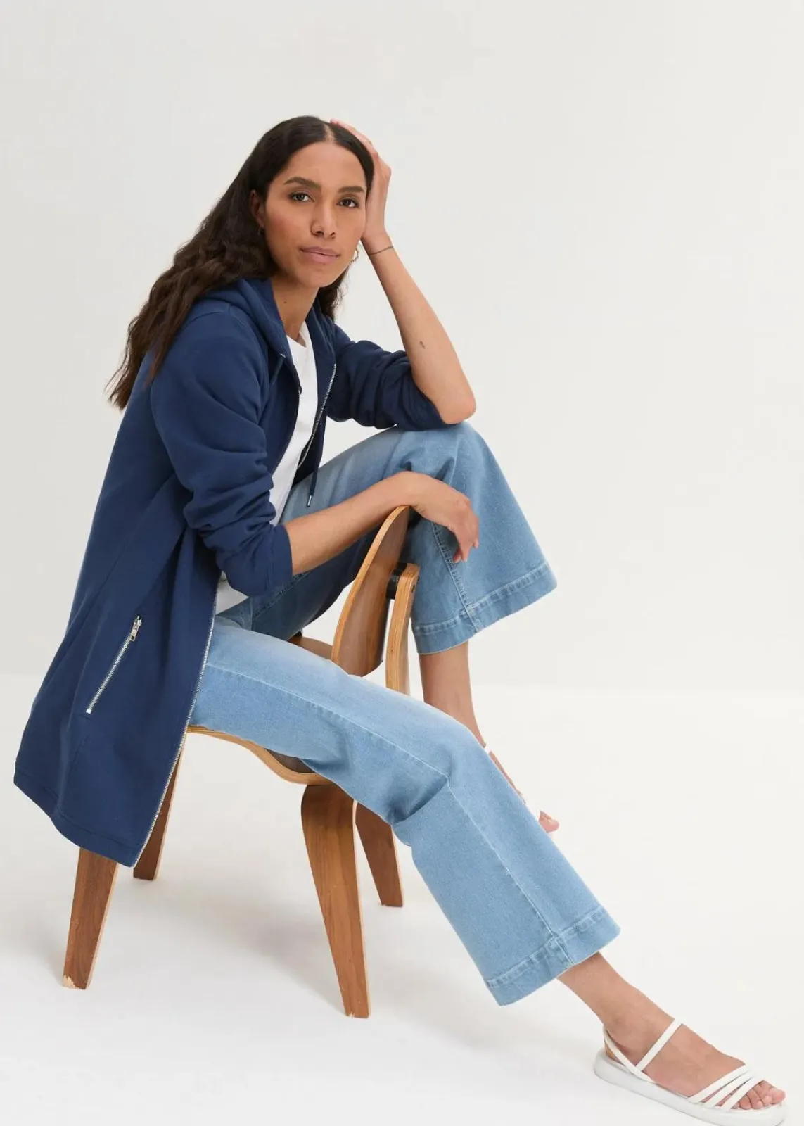 bonprix Sweat|Bekleidung·Blusen & Tuniken^Long-Sweatjacke mit Reißverschlusstaschen tiefblau