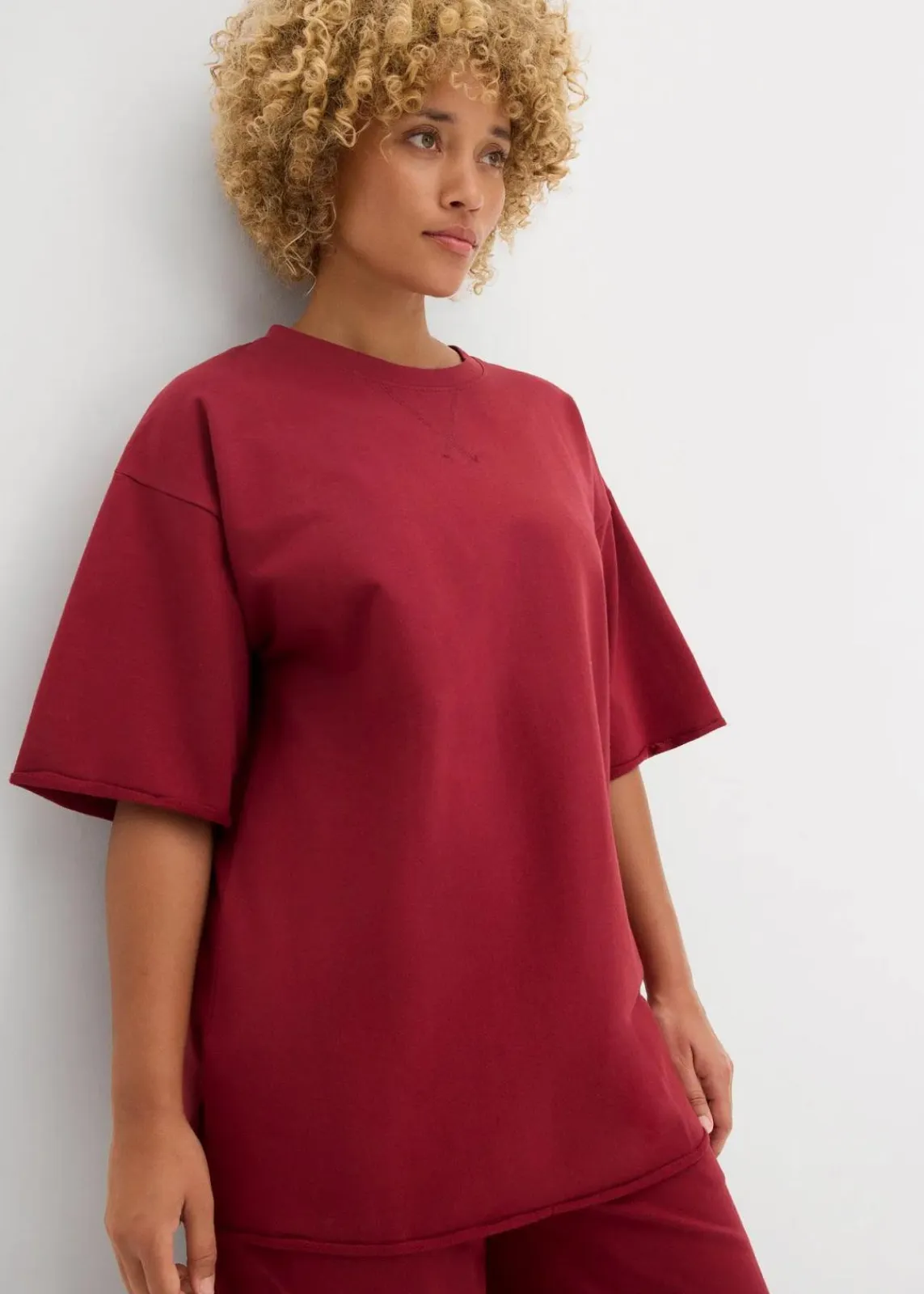 bonprix Sweat|Zweiteiler & Sets^Long-Sweatshirt aus reiner Baumwolle pflaumenrot