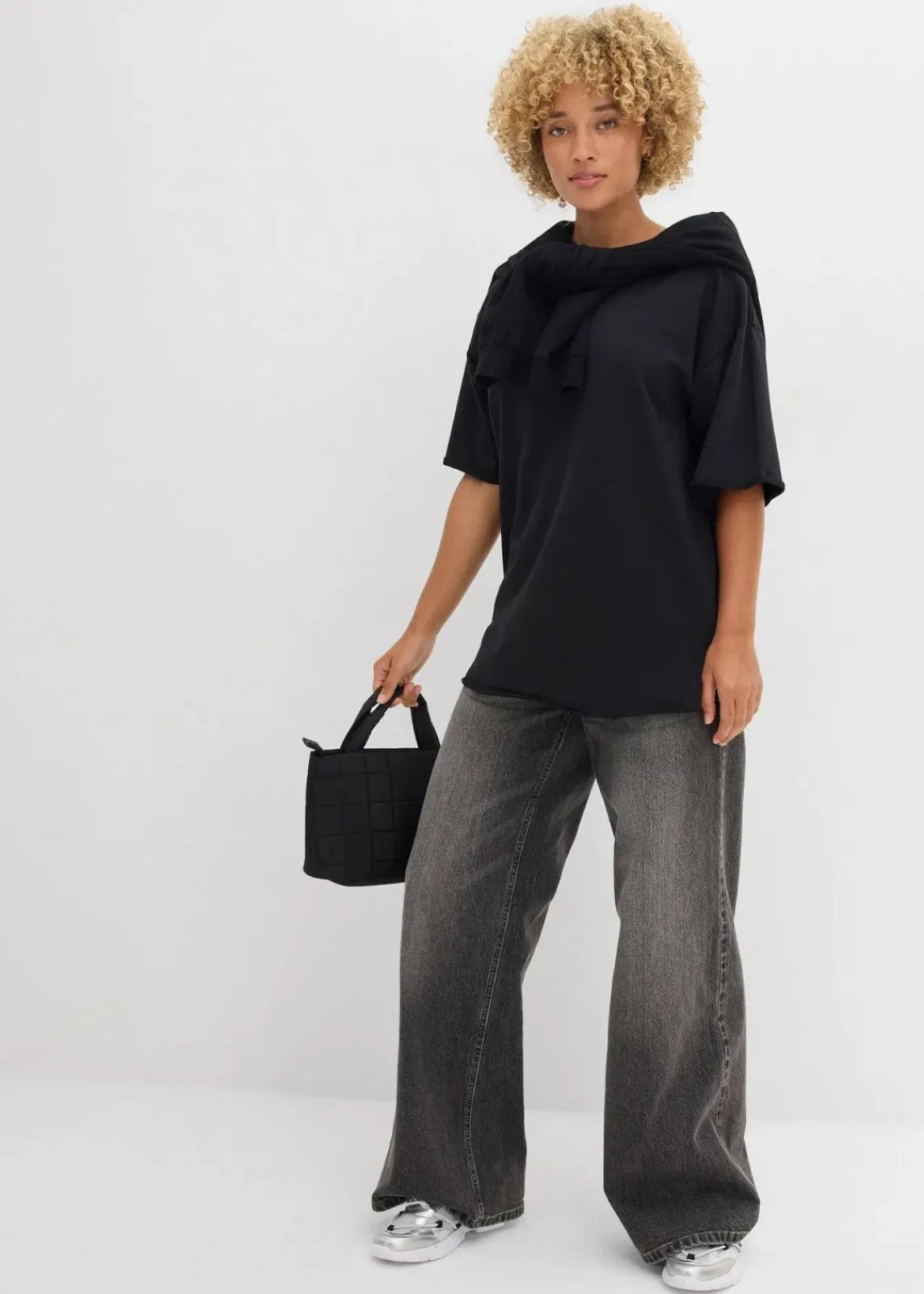 bonprix Bekleidung·Blusen & Tuniken|Zweiteiler & Sets^Long-Sweatshirt aus reiner Baumwolle schwarz