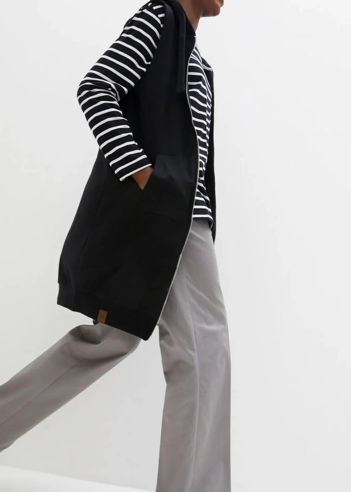 bonprix Bekleidung·Blusen & Tuniken|Bekleidung·Hosen^Long-Sweatweste mit Kapuze aus Baumwoll-Mix schwarz