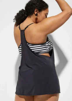 bonprix Nachhaltigere Materialien|Bedeckende Bademode^Long-Tankini (2-tlg. Set) im Lagenlook schwarz/weiß