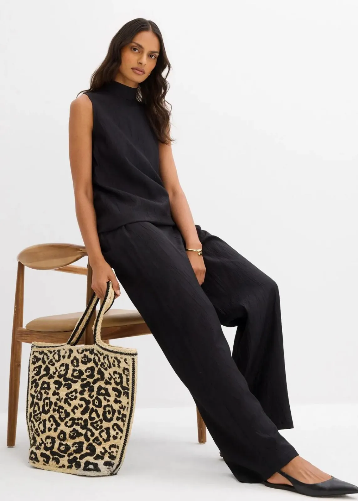 bonprix Zweiteiler & Sets|Shirts & Tops^Long-Top aus strukturiertem Viskose-Mix schwarz