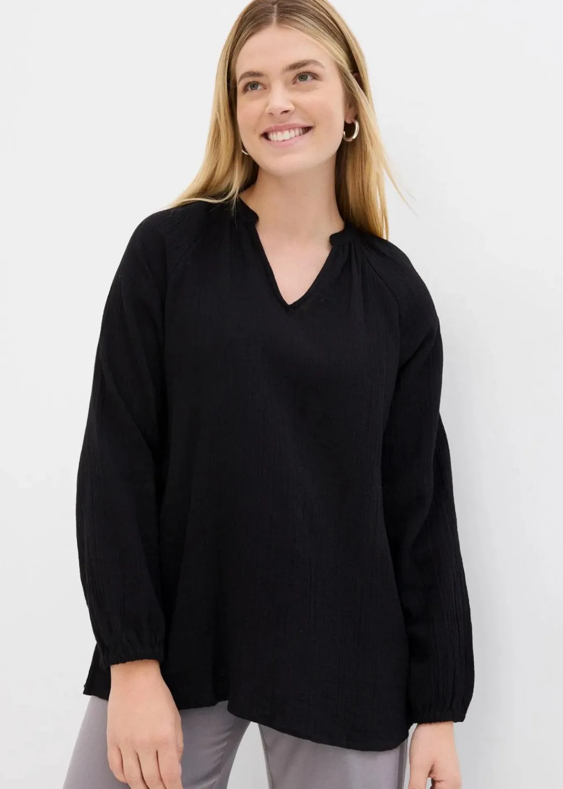 bonprix Bekleidung·Jacken & Mäntel|Blusen & Tuniken^Long-Tunika aus Musselin schwarz
