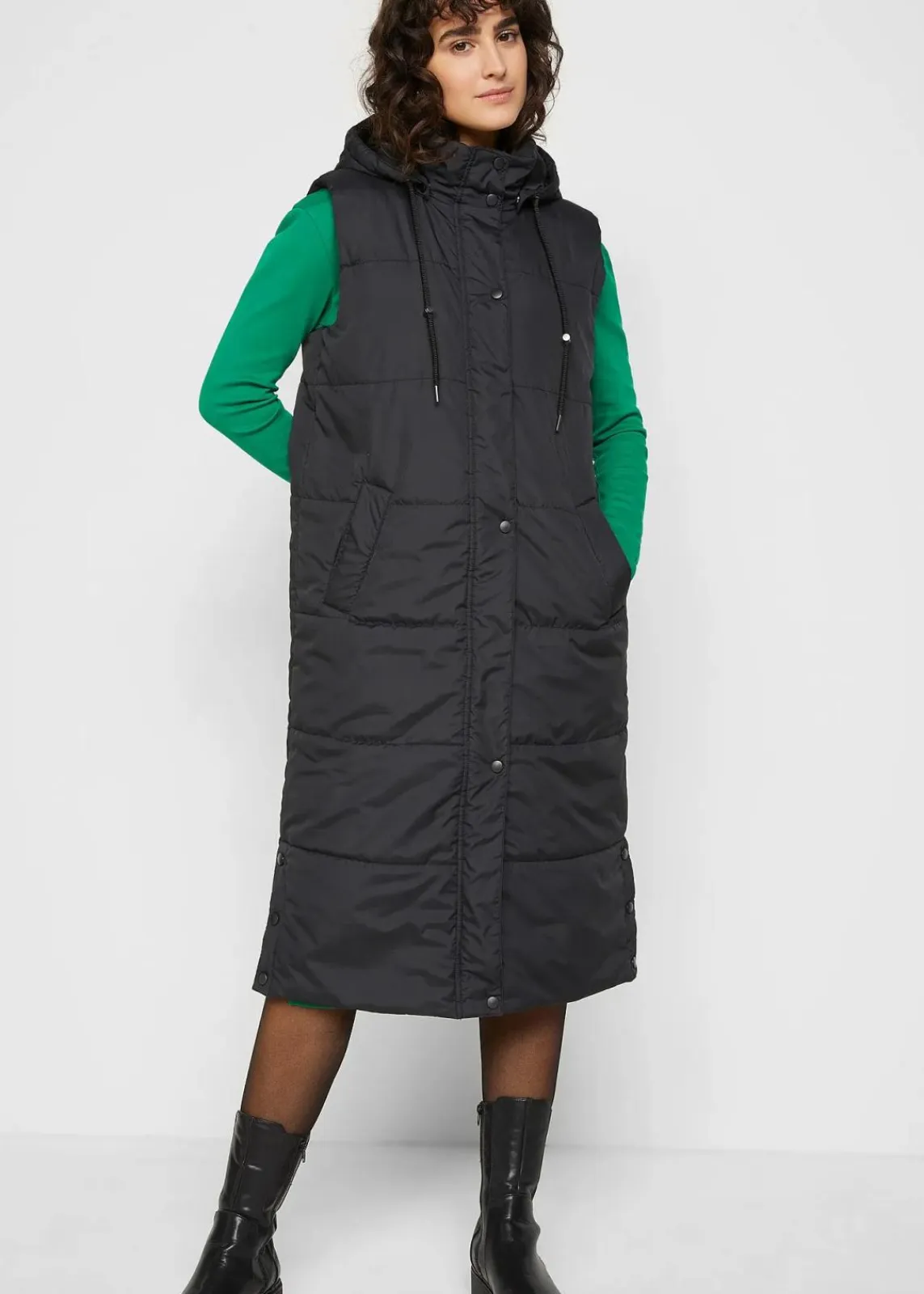 bonprix Bekleidung·Hosen|Nachhaltigere Materialien^Longweste schwarz