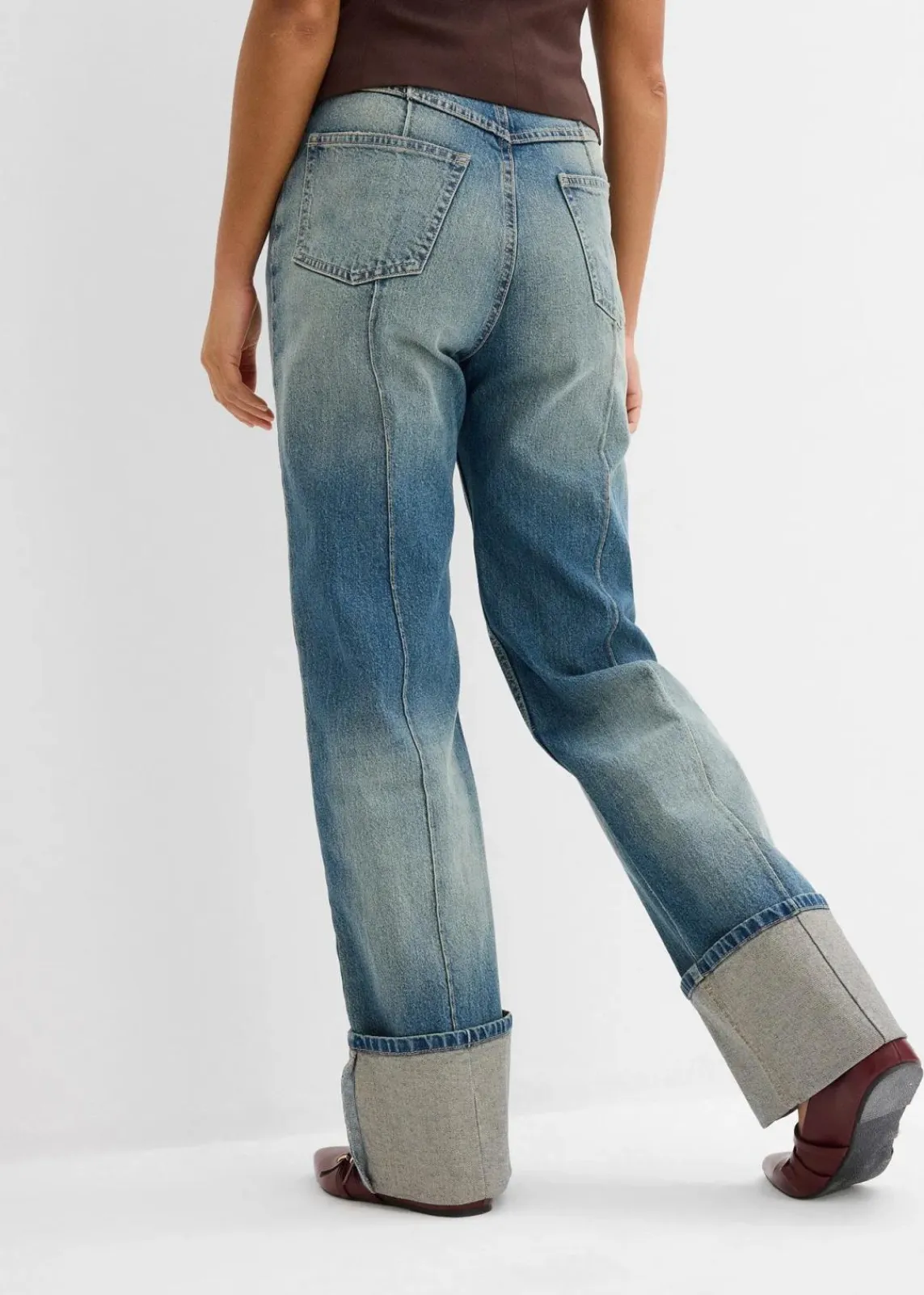 bonprix Kurzgrößen|Jeans^Loose Straight-Jeans High Waist hellblau denim used